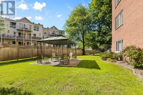 1599 Lassiter Terrace Ottawa ON K1J 8R6
