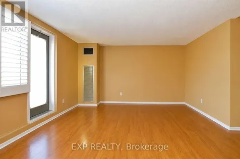 1599 Lassiter Terrace Ottawa ON K1J 8R6