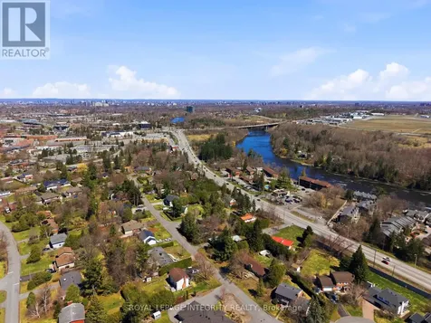 10 Parmalea Crescent Ottawa ON K2E 7J3