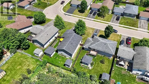 39 Oak Avenue Petawawa ON K8H 0B5