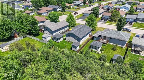 39 Oak Avenue Petawawa ON K8H 0B5