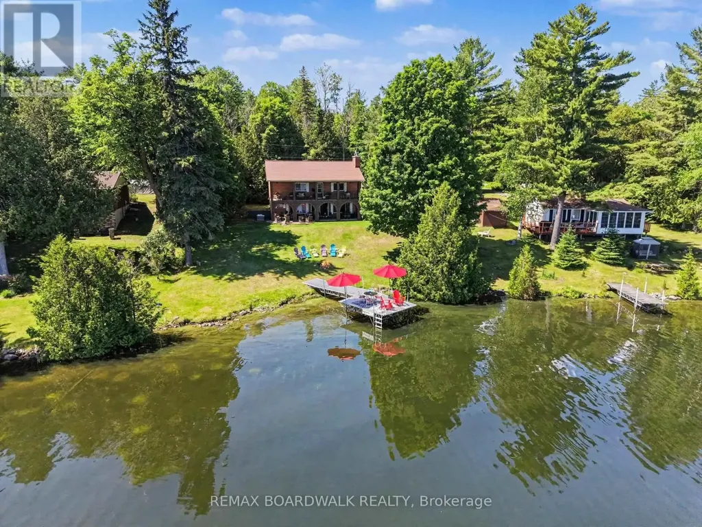 126 Lakeshore Drive Lanark Highlands ON K0A 3L0