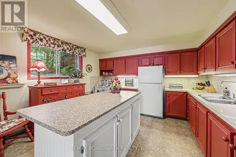 126 Lakeshore Drive Lanark Highlands ON K0A 3L0