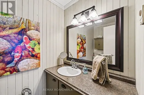 126 Lakeshore Drive Lanark Highlands ON K0A 3L0