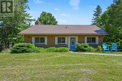126 Lakeshore Drive Lanark Highlands ON K0A 3L0