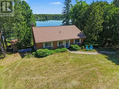 126 Lakeshore Drive Lanark Highlands ON K0A 3L0