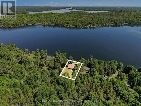 126 Lakeshore Drive Lanark Highlands ON K0A 3L0