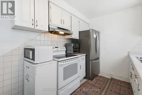 126 Dinison Crescent Kitchener ON N2E 2V2