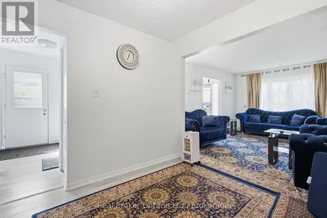 126 Dinison Crescent Kitchener ON N2E 2V2