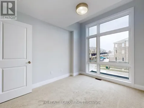 827 Smoothwater Lane Pickering ON L1X 0R6