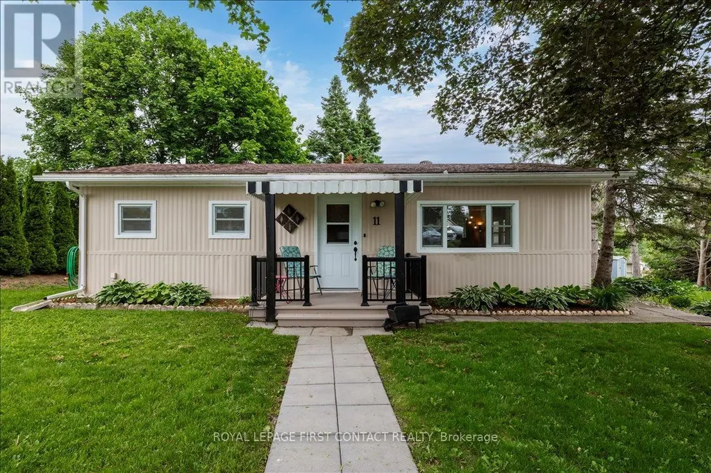11 Hawthorne Drive Innisfil ON L9S 1P7