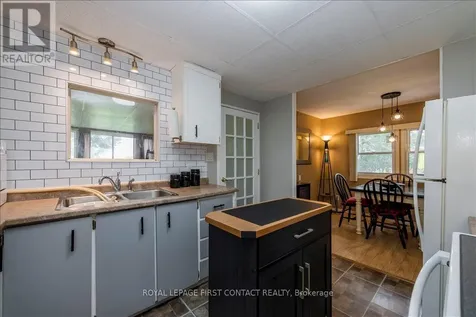 11 Hawthorne Drive Innisfil ON L9S 1P7