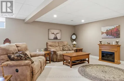 12 Brown Street South Minto ON N0G 1M0