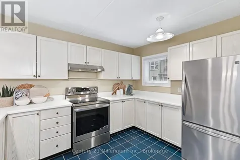 409 Mariners Way Collingwood ON L9Y 5C7