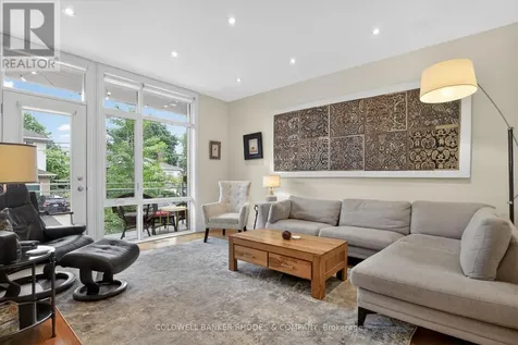 368A Berkley Avenue Ottawa ON K2A 2G7