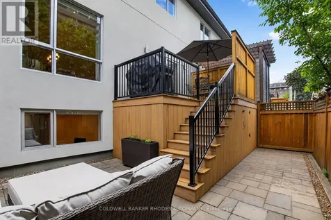 368A Berkley Avenue Ottawa ON K2A 2G7