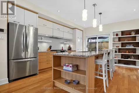 368A Berkley Avenue Ottawa ON K2A 2G7