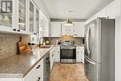 1078 Taffy Lane Ottawa ON K1C 1Y5