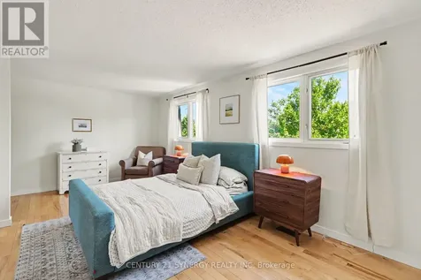 1078 Taffy Lane Ottawa ON K1C 1Y5