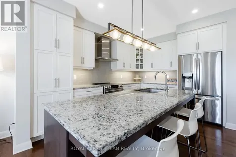 86 Escarpment Crescent Ottawa ON K2T 0L8