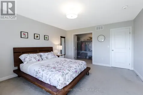 86 Escarpment Crescent Ottawa ON K2T 0L8