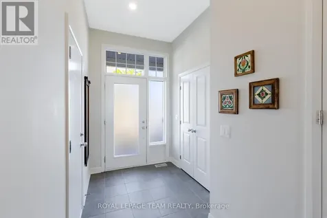 86 Escarpment Crescent Ottawa ON K2T 0L8
