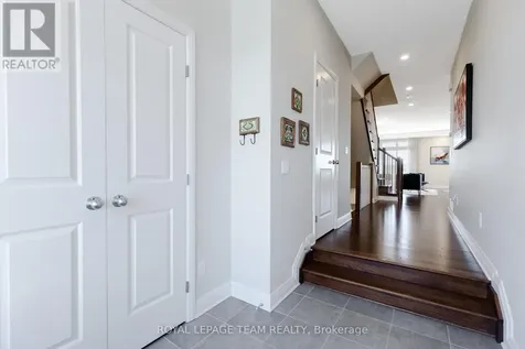 86 Escarpment Crescent Ottawa ON K2T 0L8