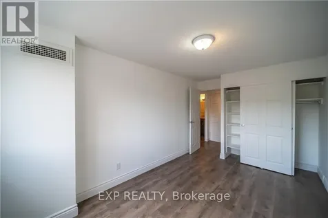 1599 Lassiter Terrace Ottawa ON K1J 8R6