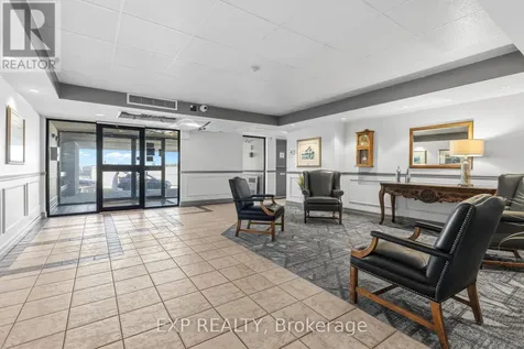 1599 Lassiter Terrace Ottawa ON K1J 8R6