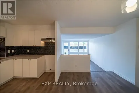 1599 Lassiter Terrace Ottawa ON K1J 8R6