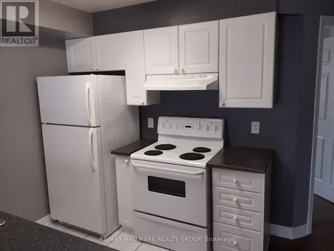 429 Somerset Street West Ottawa ON K2P 2P5