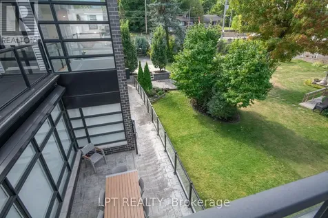 847 Walkley Road Ottawa ON K1V 6R6