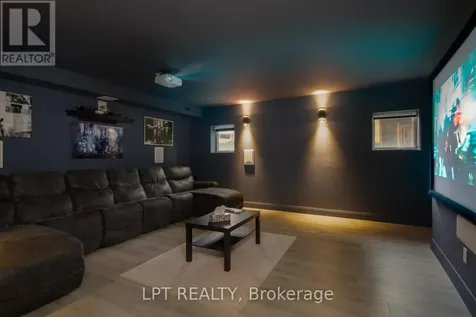 847 Walkley Road Ottawa ON K1V 6R6