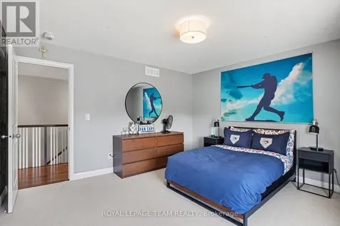 330 Devonian Way Ottawa ON K2T 0L5