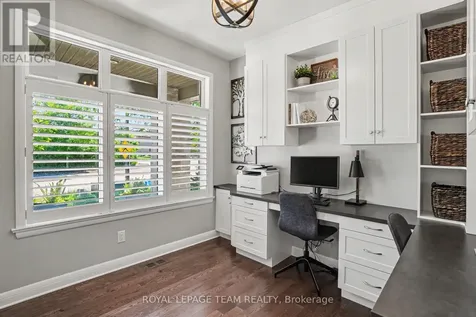 330 Devonian Way Ottawa ON K2T 0L5