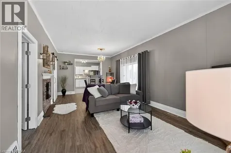 27 High Street Brantford ON N3R 3Y3