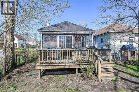 27 High Street Brantford ON N3R 3Y3