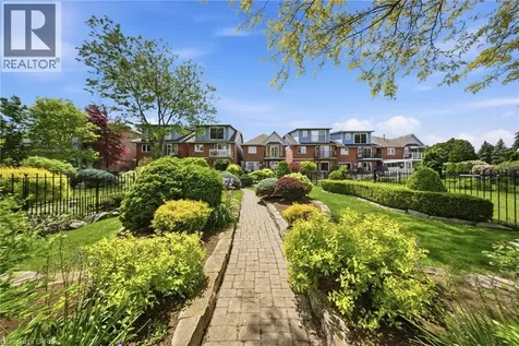 23 Edgewater Drive Stoney Creek ON L8E 4Z2