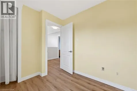 175 Queen Victoria Drive Hamilton ON L8W 1W6
