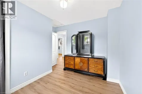 175 Queen Victoria Drive Hamilton ON L8W 1W6
