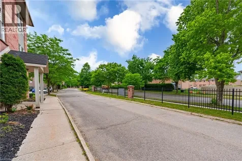 1275 Bentley Drive London ON N5V 4M4