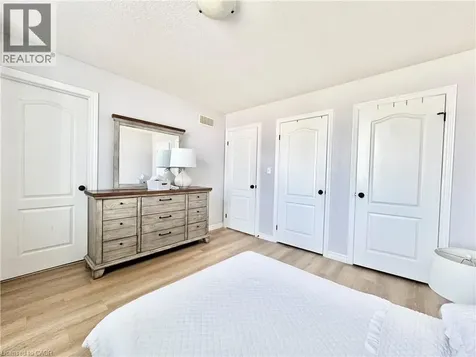 1333 Countrystone Drive Kitchener ON N2N 3R9