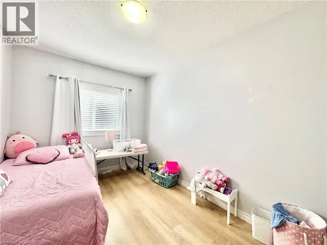 1333 Countrystone Drive Kitchener ON N2N 3R9