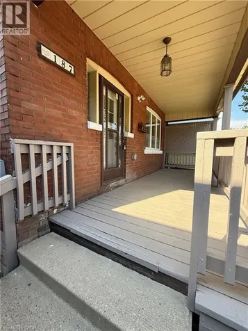 187 Stirton Street Hamilton ON L8L 6G7