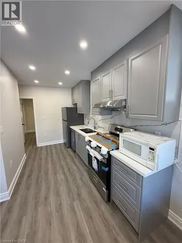 187 Stirton Street Hamilton ON L8L 6G7