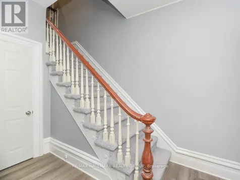 419 Besserer Street Ottawa ON K1N 6B9