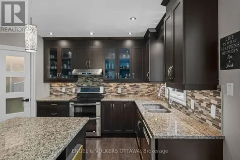 49 Kittiwake Drive Ottawa ON K2S 1Z8