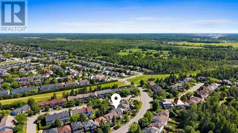 49 Kittiwake Drive Ottawa ON K2S 1Z8