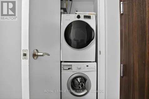 201 Parkdale Avenue Ottawa ON K1Y 1E8