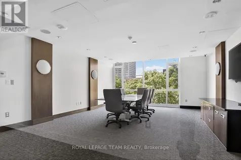 201 Parkdale Avenue Ottawa ON K1Y 1E8
